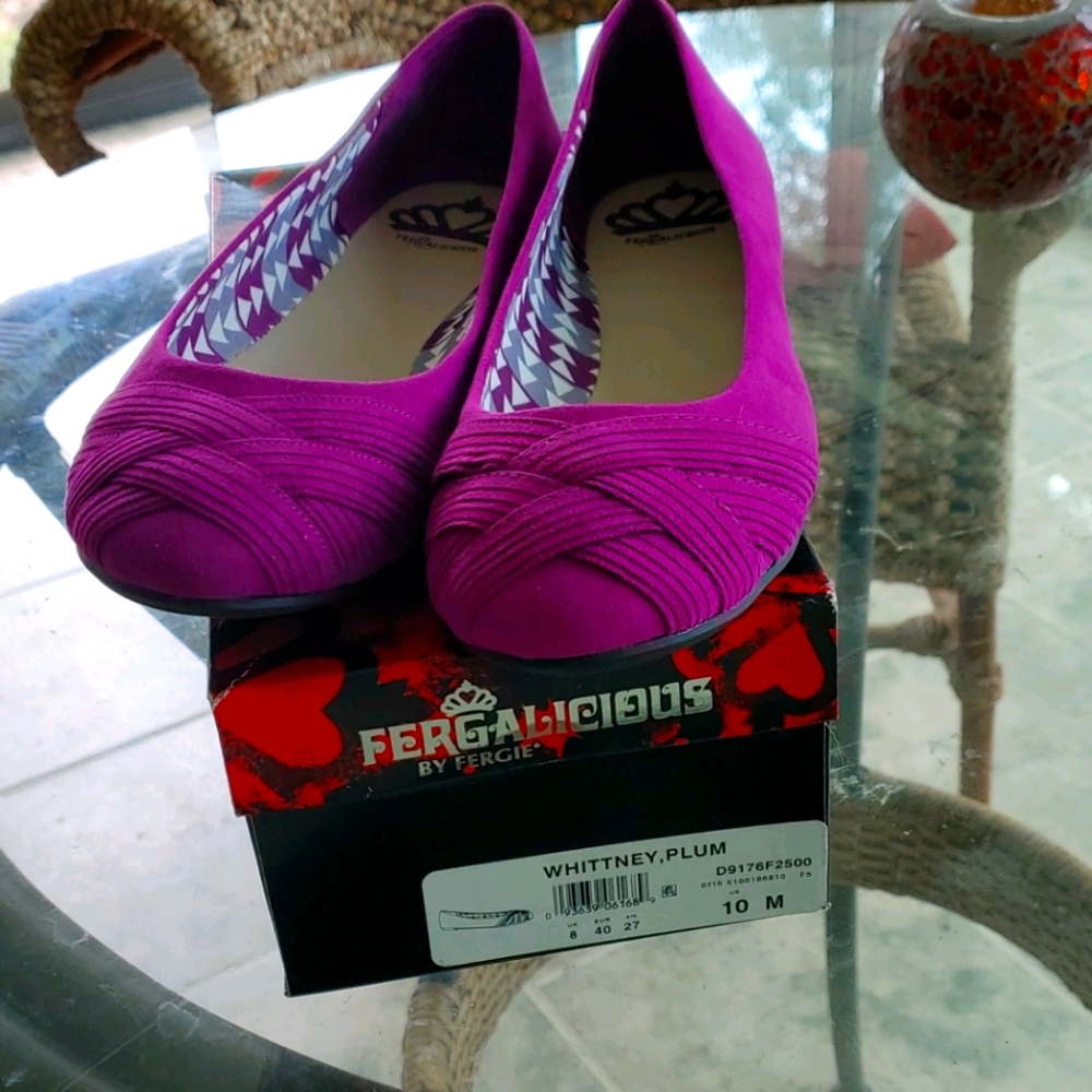 NEVER WORN Fergalicious Plum Flats